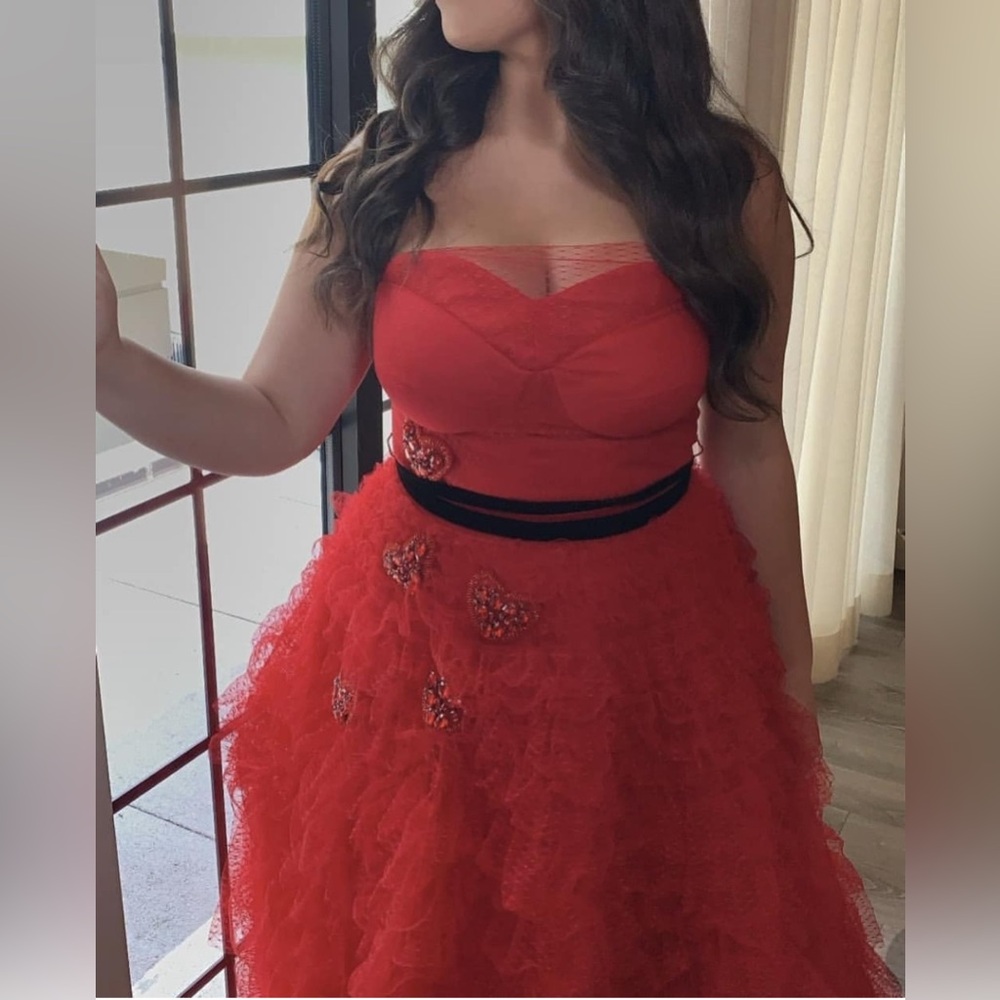 Teuta Matoshi Red Gown ❤️ - Picture 15 of 15